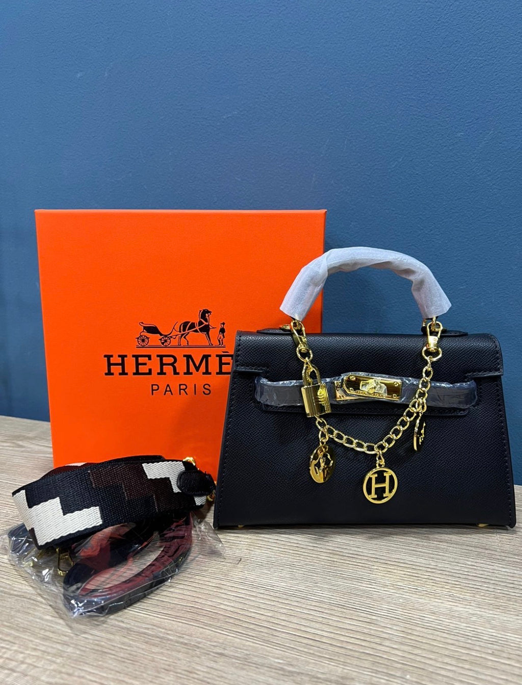 Hermes mini Kelly black AAA quality